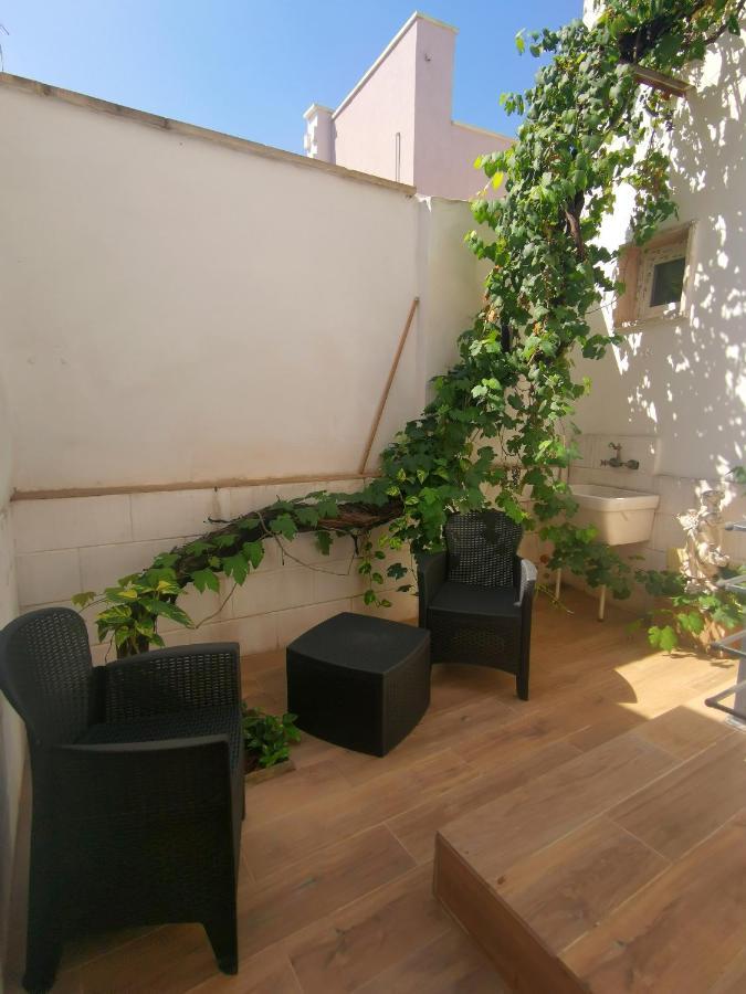 ブリンディジLa Pergola Del Centroアパートメント エクステリア 写真